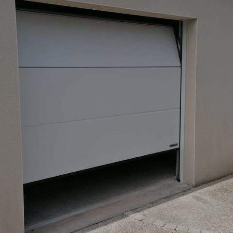 Porte de garage sectionnelle1